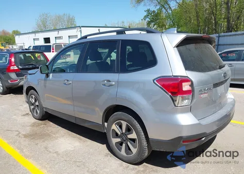 2018 Subaru Forester 2.5I Premium z USA, uszkodzony, nr VIN JF2SJAGC7JH545158